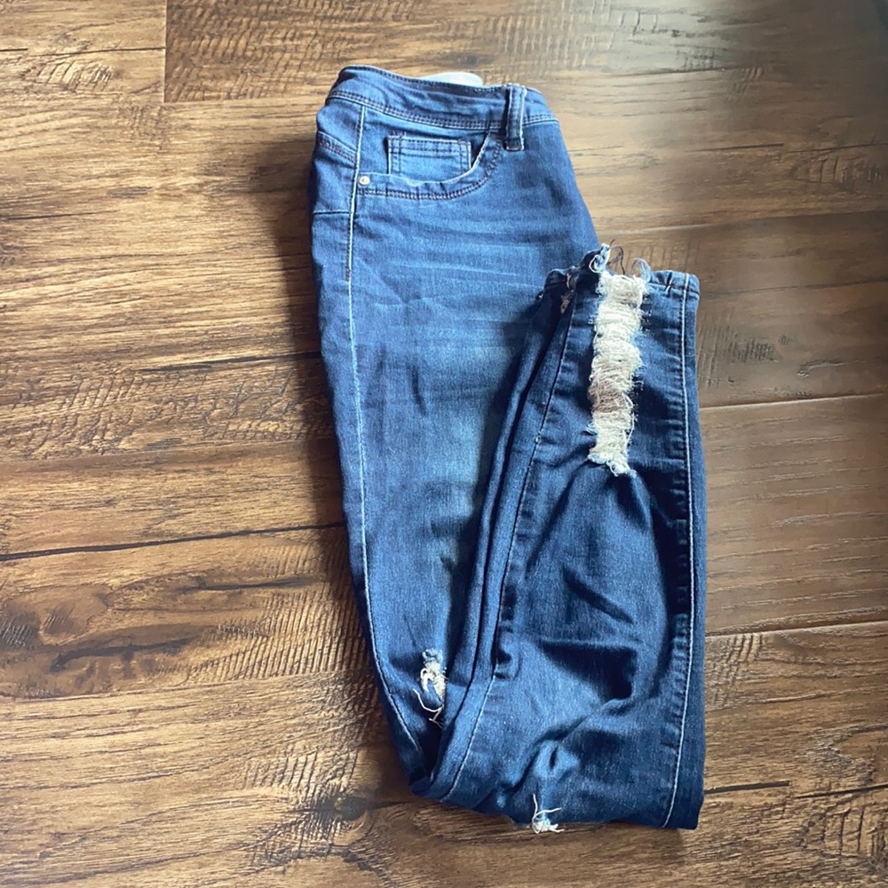 Ripped Skinny Jeans